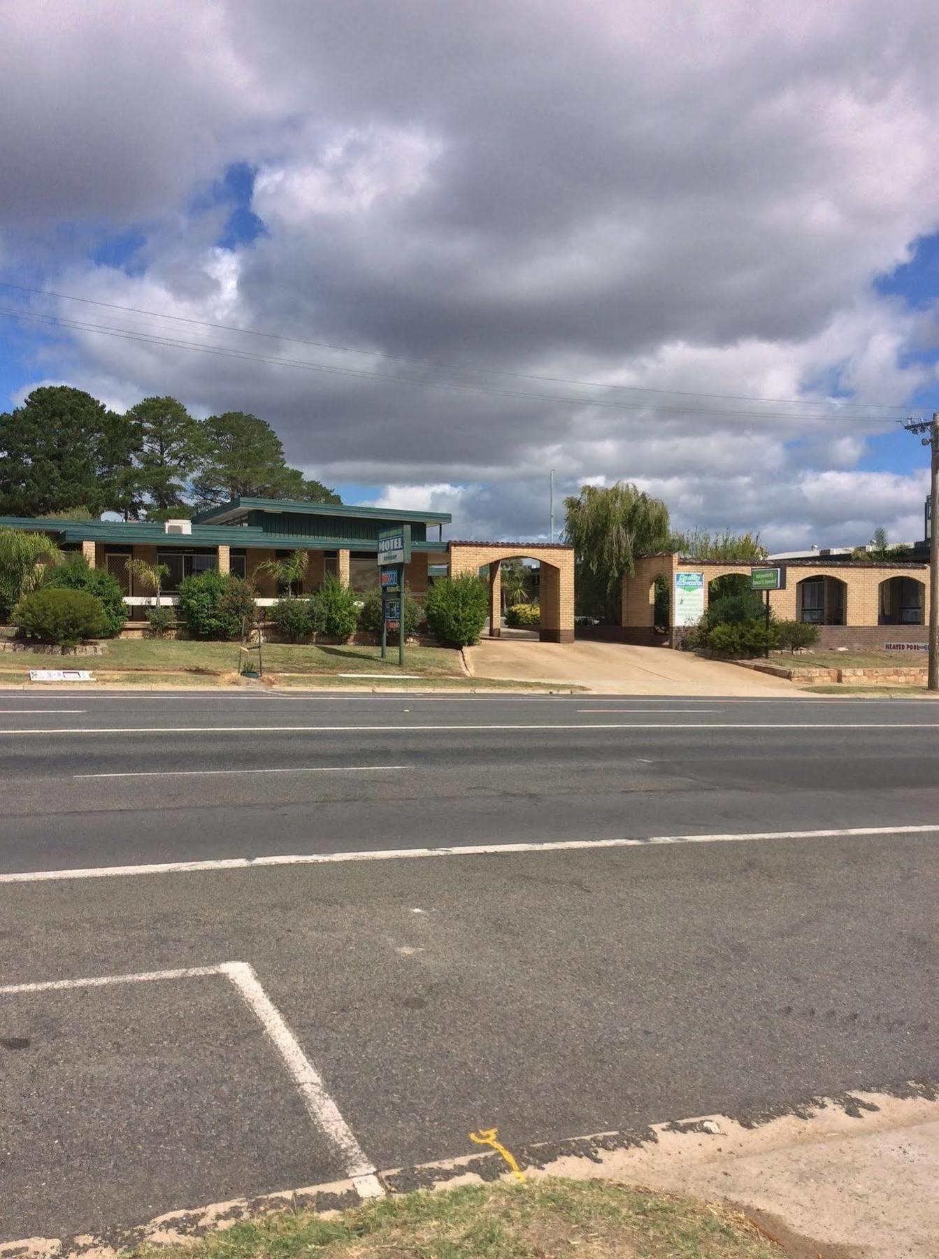 Hi Way Eight Motor Inn Stawell Esterno foto